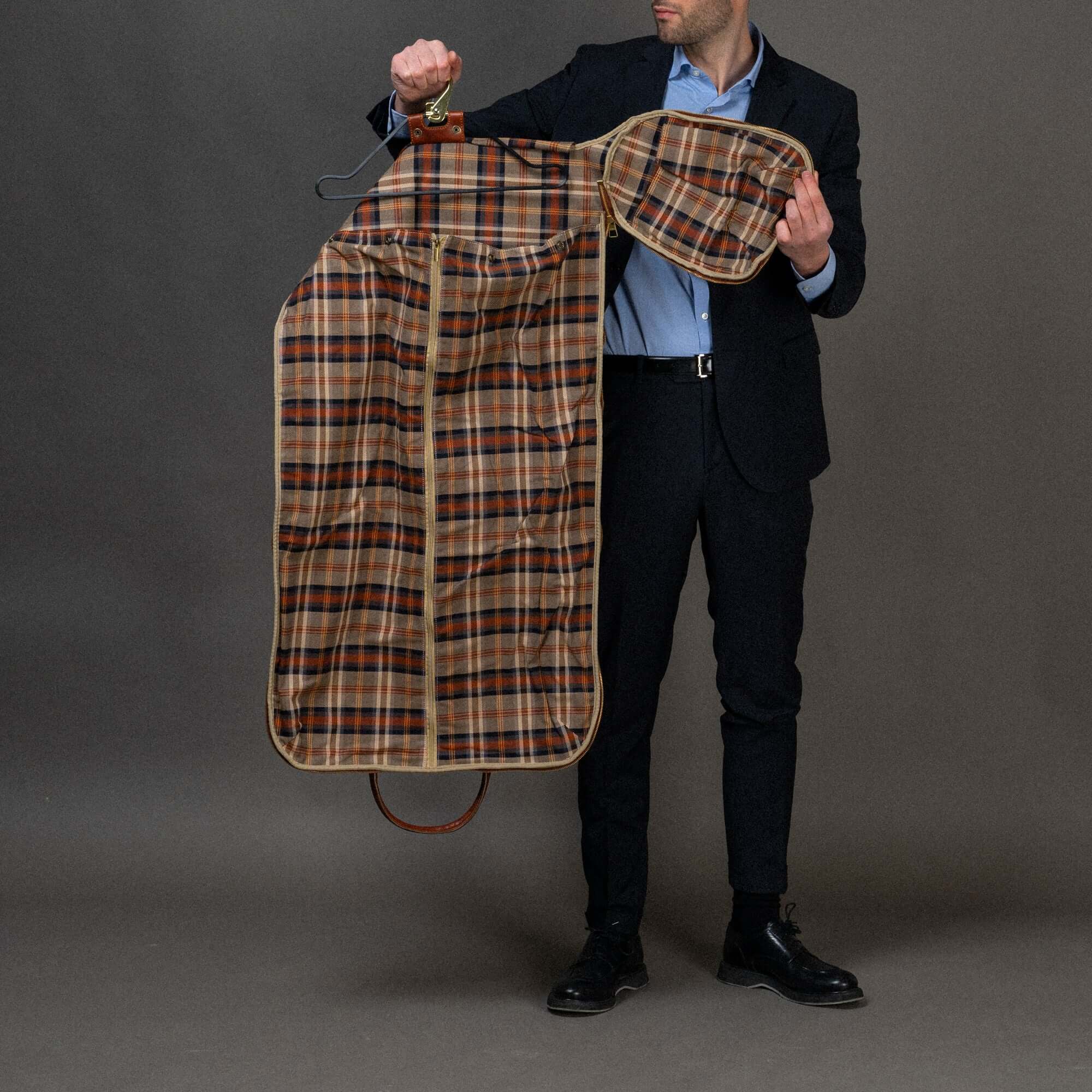Borsone/Porta abito Suit - Image 10